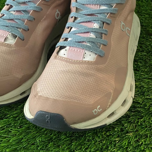 On Cloud CloudNova Rose Brown Women's Pink Running Shoes - Picture 8 of 14